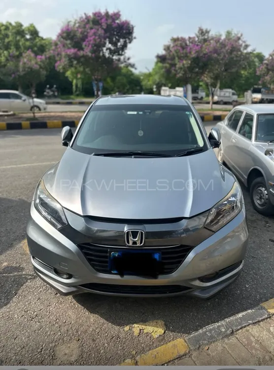 Honda Vezel 2014 for Sale in Islamabad Image-1