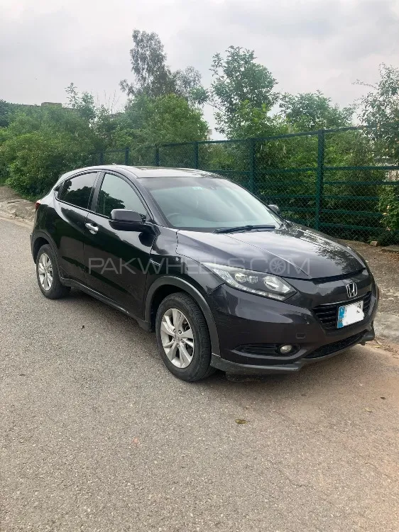 Honda Vezel 2014 for Sale in Islamabad Image-1