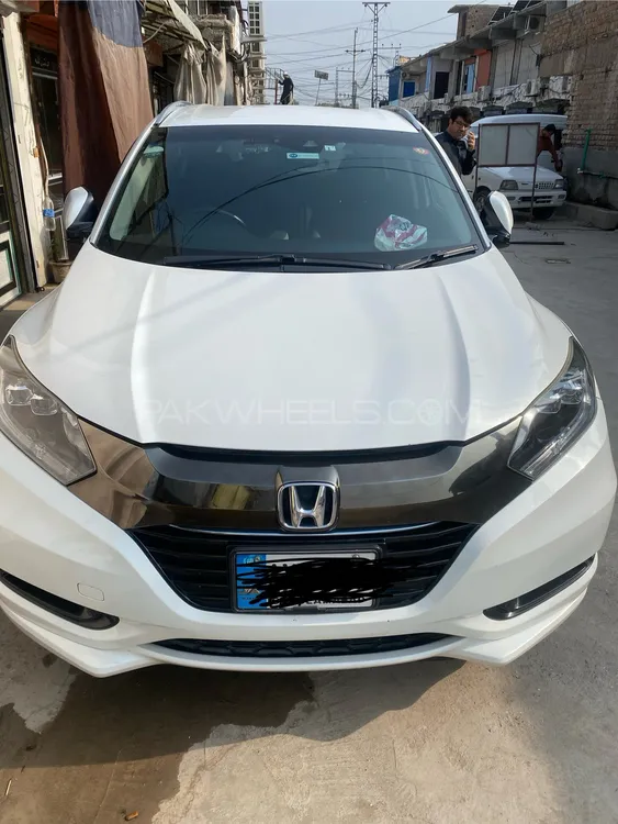 Honda Vezel 2020 for Sale in Peshawar Image-1