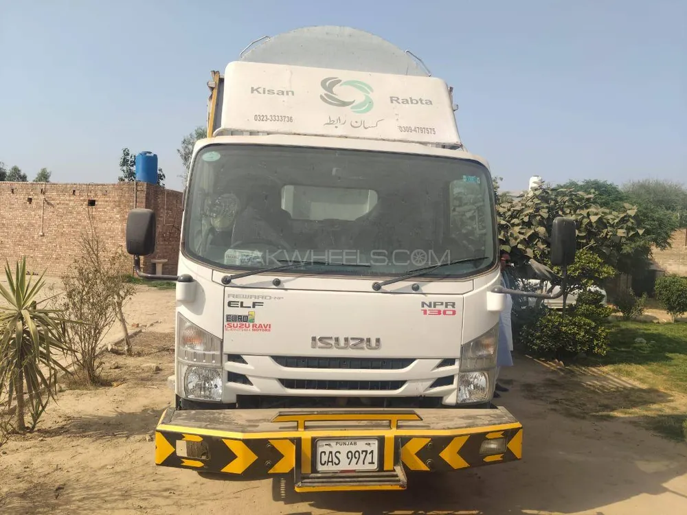 Isuzu N-Series 2023 for Sale in Lahore Image-1