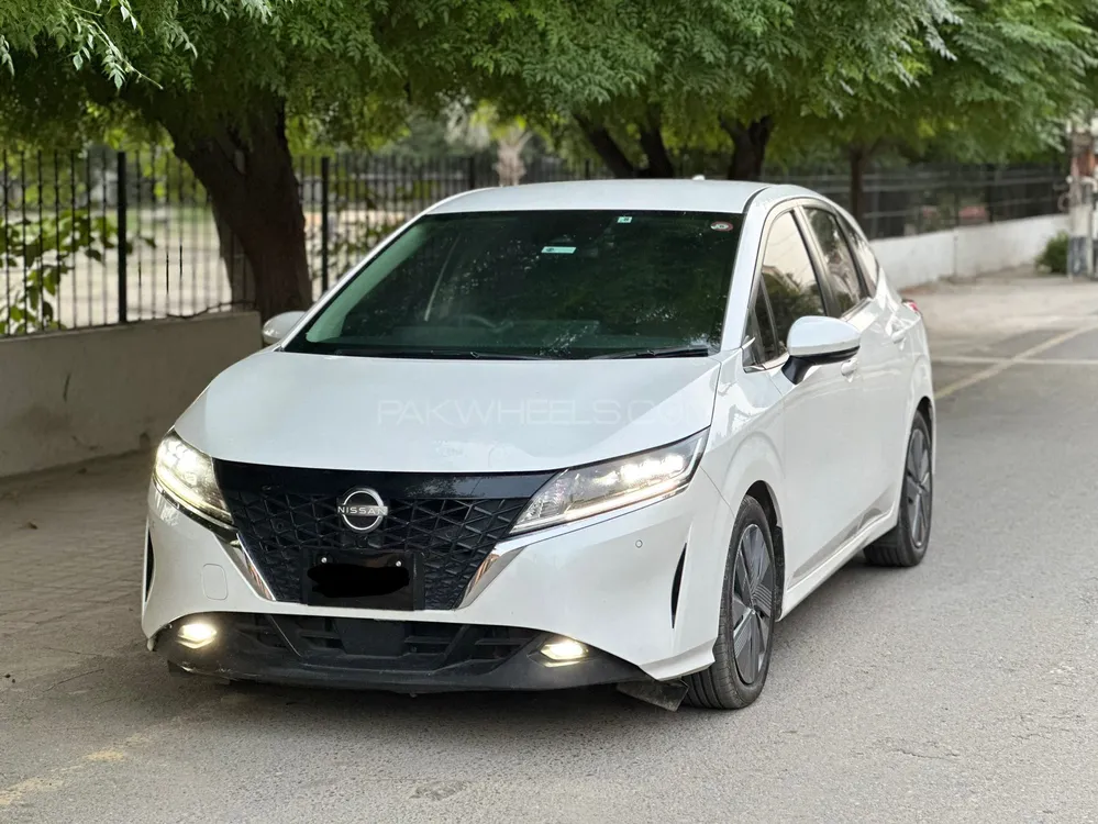 Nissan Note 2021 for Sale in Faisalabad Image-1