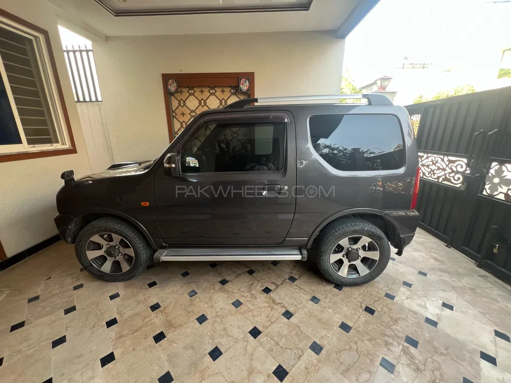Suzuki Jimny 2010 for Sale in Islamabad Image-1