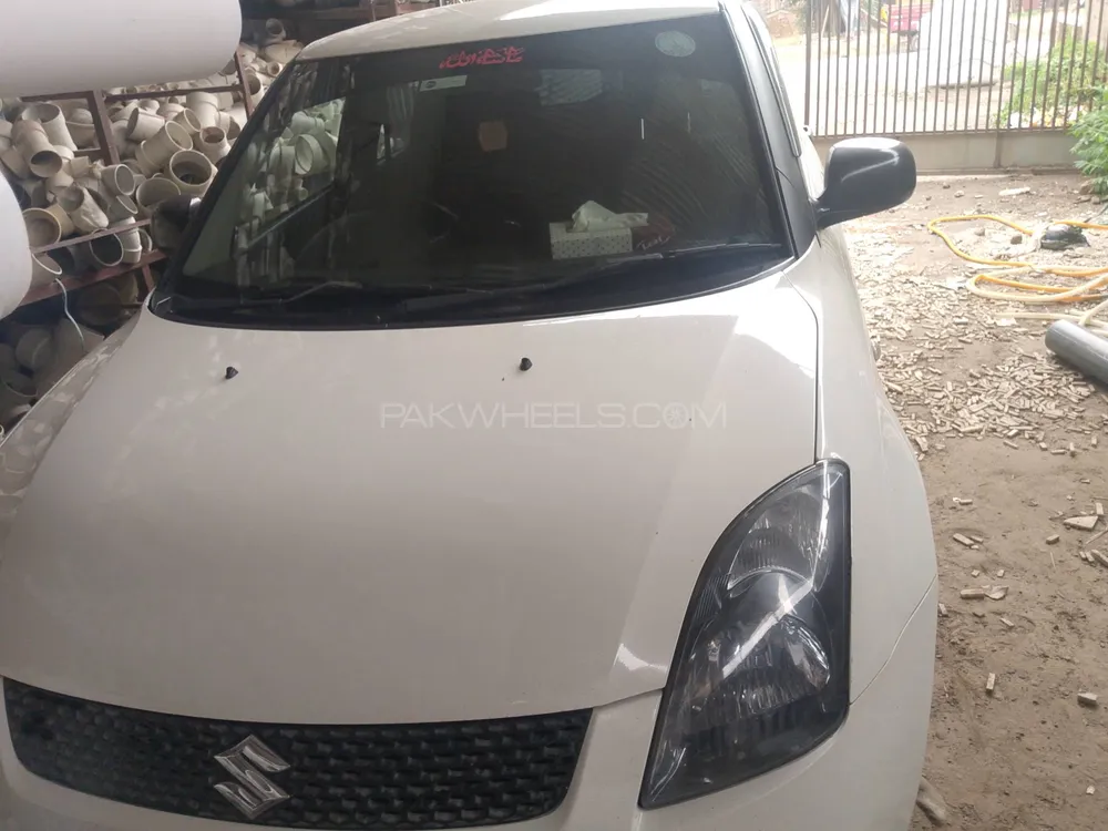 Suzuki Swift 2011 for Sale in Peshawar Image-1