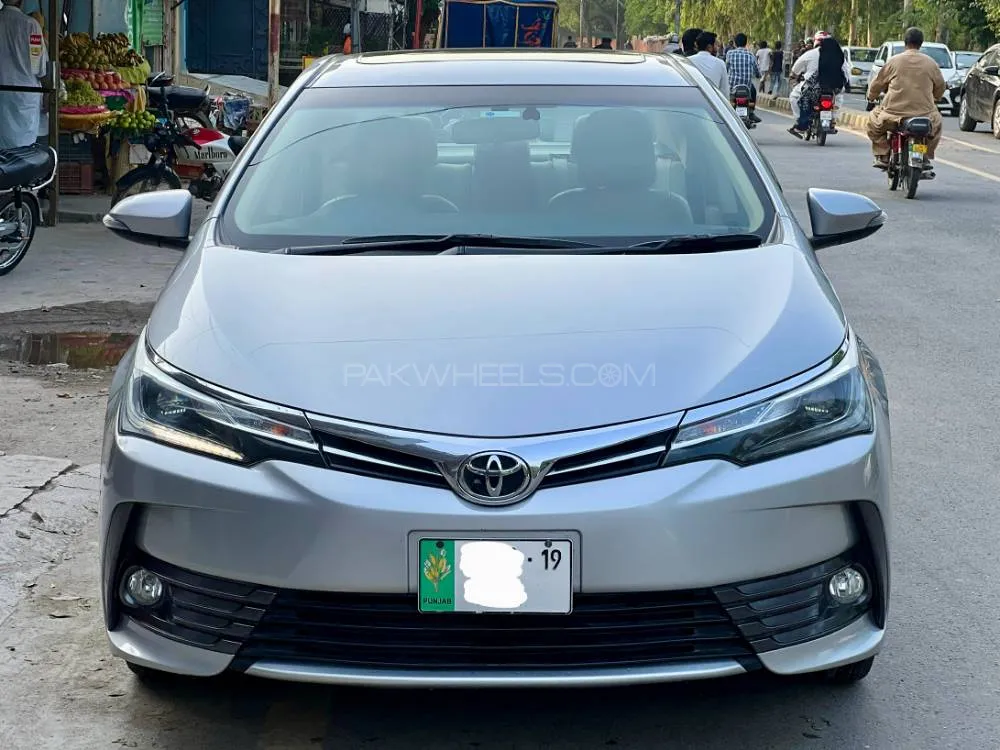 Toyota Corolla 2019 for Sale in Lahore Image-1