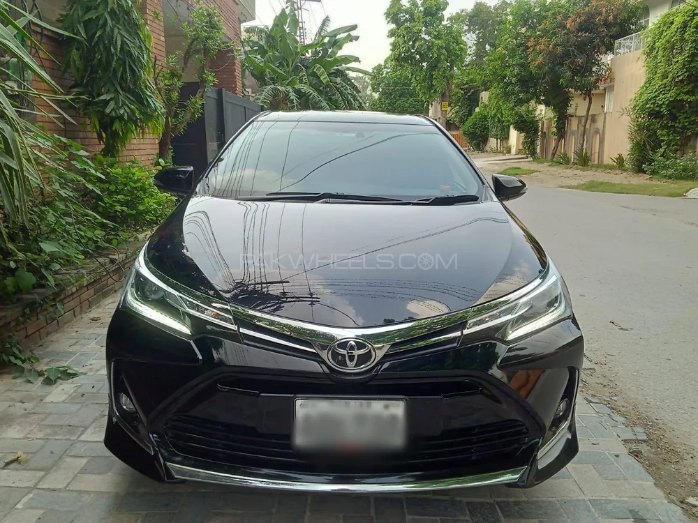 Toyota Corolla 2021 for Sale in Lahore Image-1
