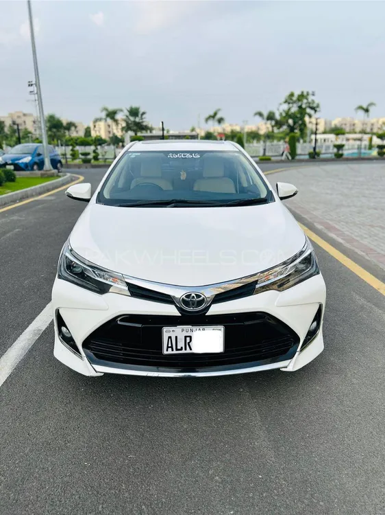 Toyota Corolla 2022 for Sale in Lahore Image-1