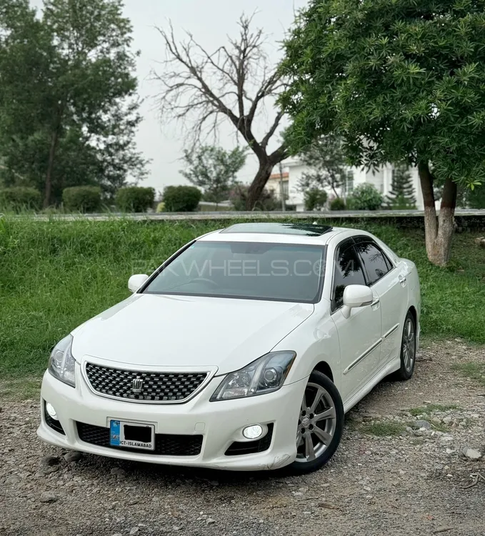 Toyota Crown 2008 for Sale in Islamabad Image-1