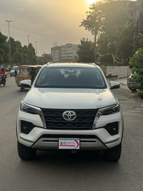 Toyota Fortuner 2021 for Sale in Lahore Image-1