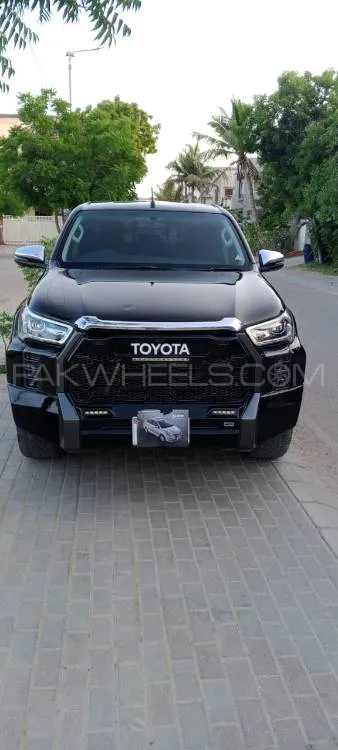 Toyota Hilux 2021 for Sale in Karachi Image-1