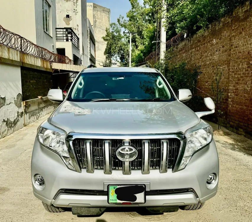 Toyota Prado 2011 for Sale in Faisalabad Image-1