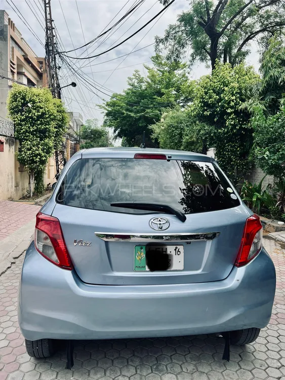 Toyota Vitz 2014 for Sale in Gujranwala Image-1
