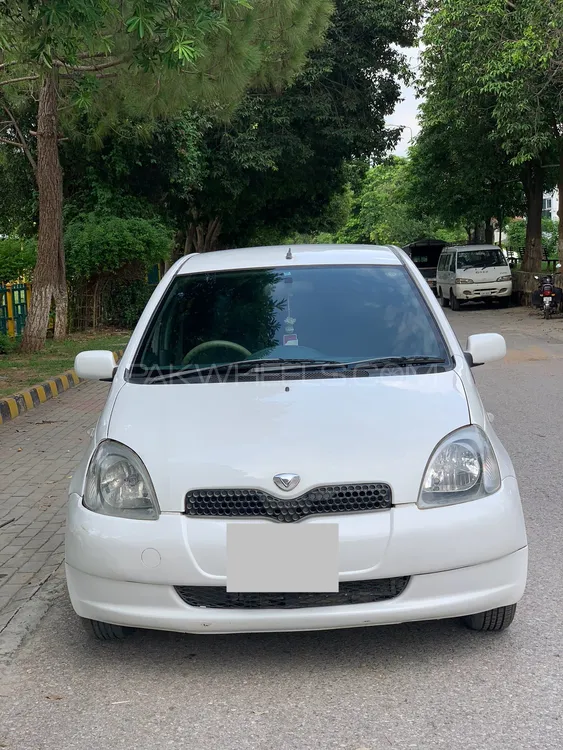 Toyota Vitz 2001 for Sale in Islamabad Image-1
