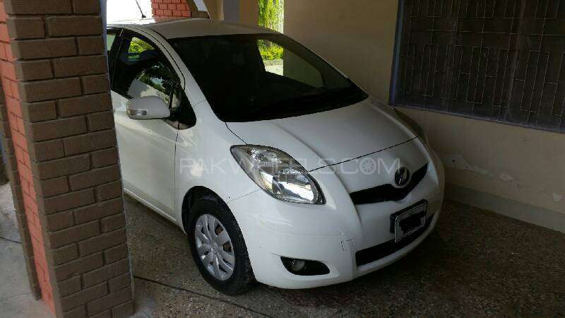 Toyota Vitz 2009 for Sale in Talagang Image-1