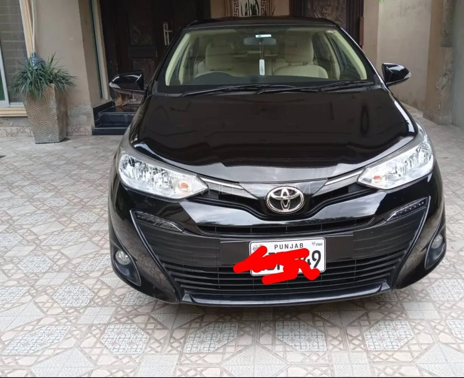 Toyota Yaris Sedan 2022 for Sale in Lahore Image-1