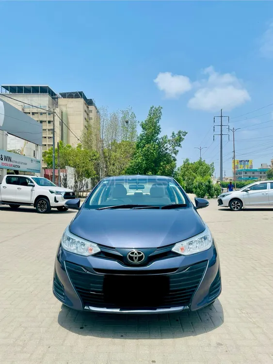 Toyota Yaris Sedan 2022 for Sale in Karachi Image-1