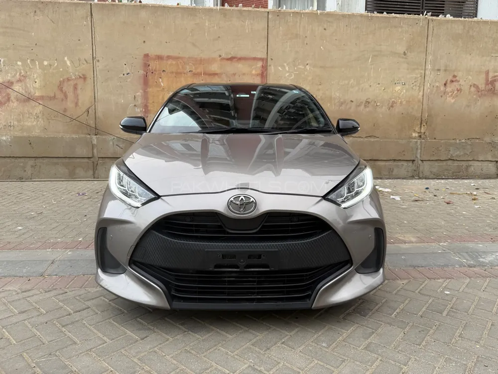 Toyota Yaris Hatchback 2020 for Sale in Karachi Image-1