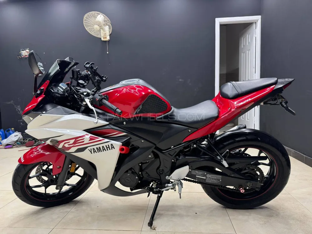 Yamaha YZF-R3 2015 for Sale Image-1