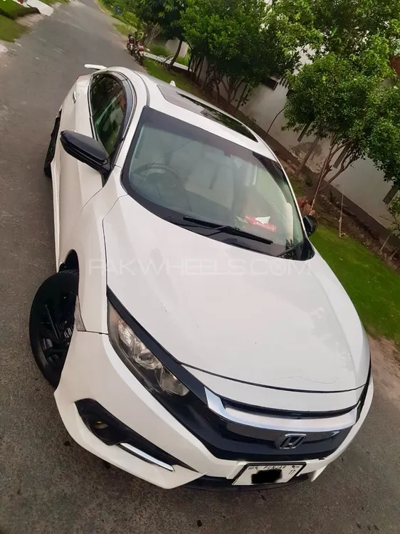 Honda Civic 2017 for Sale in Lahore Image-1