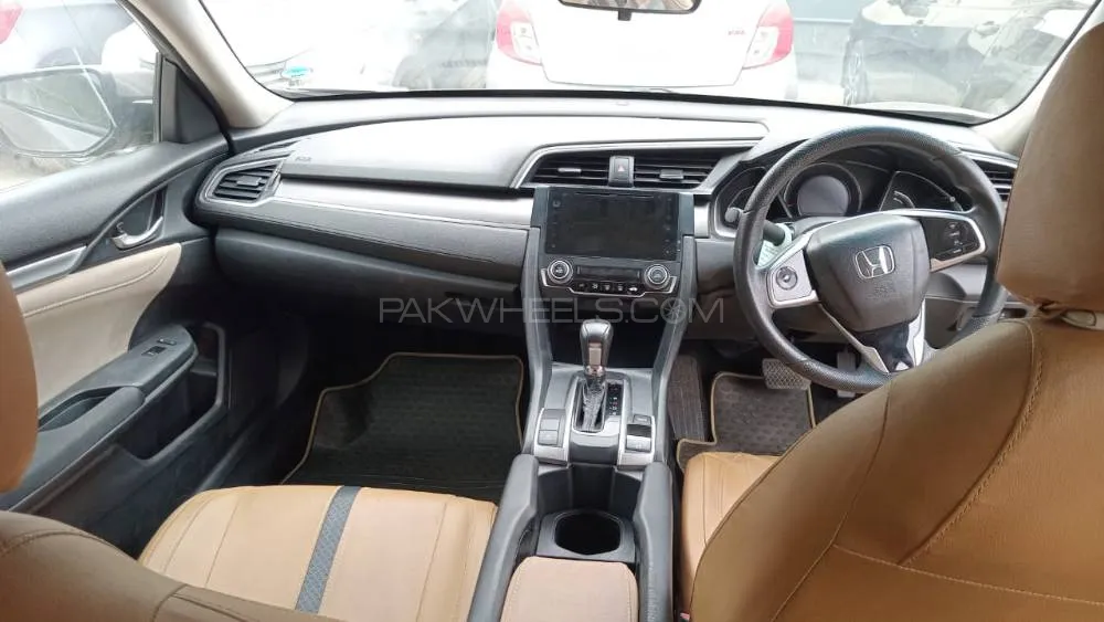 Honda Civic 2018 for Sale in Karachi Image-1