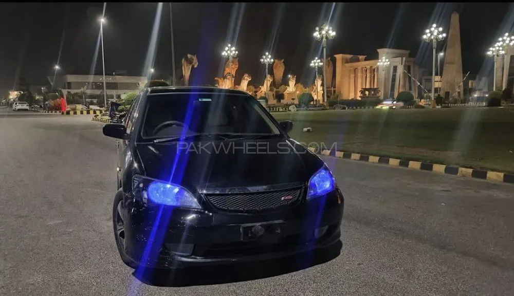 Honda Civic 2004 for Sale in Gujranwala Image-1