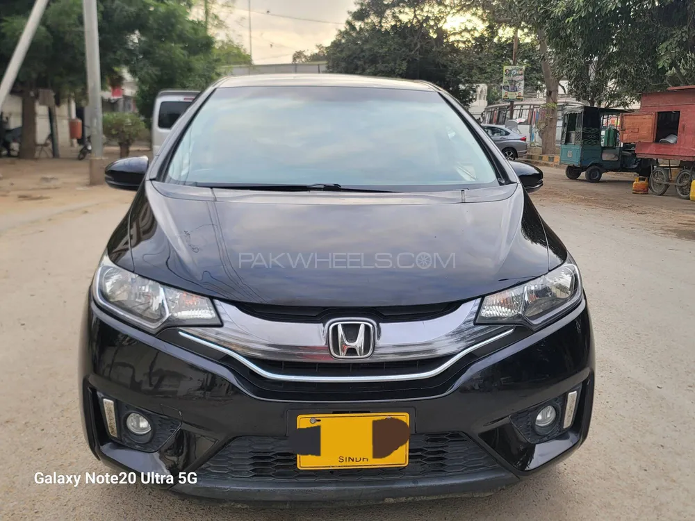 Honda Fit 2014 for Sale in Karachi Image-1