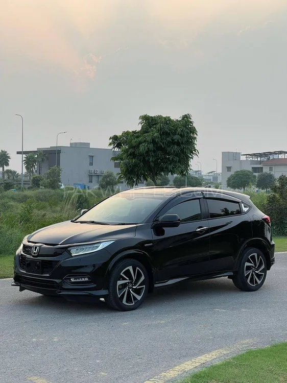 Honda Vezel 2019 for Sale in Lahore Image-1