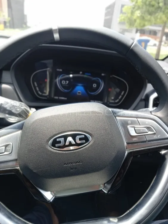 JAC T9 2025 for Sale in Islamabad JAC T9 2025 for Sale in Islamabad Image-6