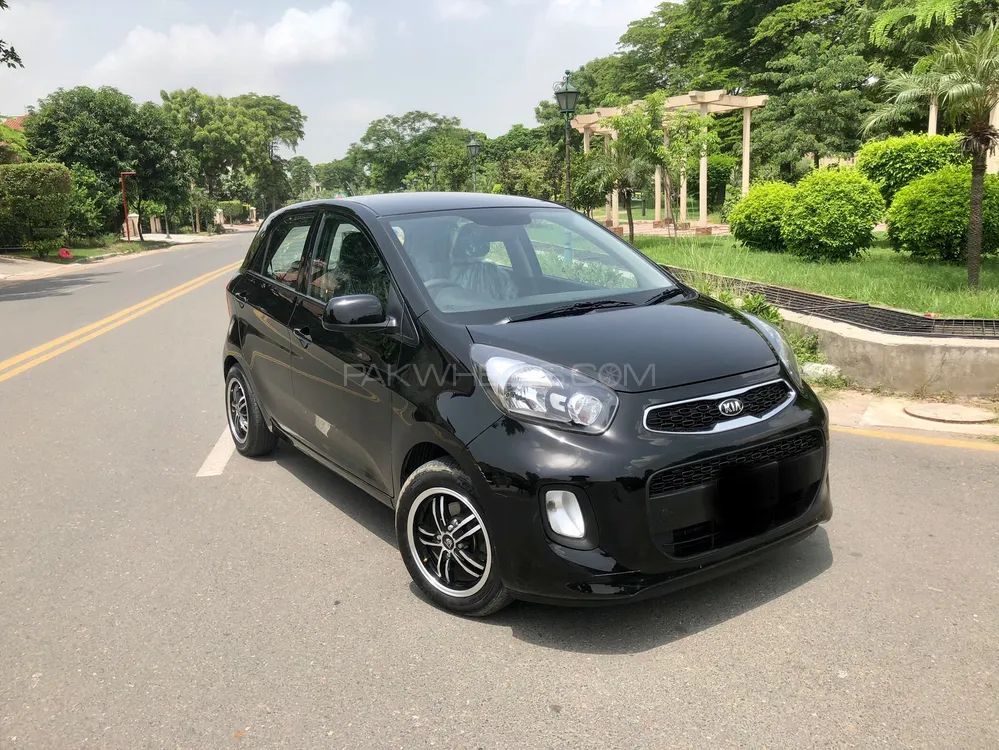 KIA Picanto 2023 for Sale in Lahore Image-1