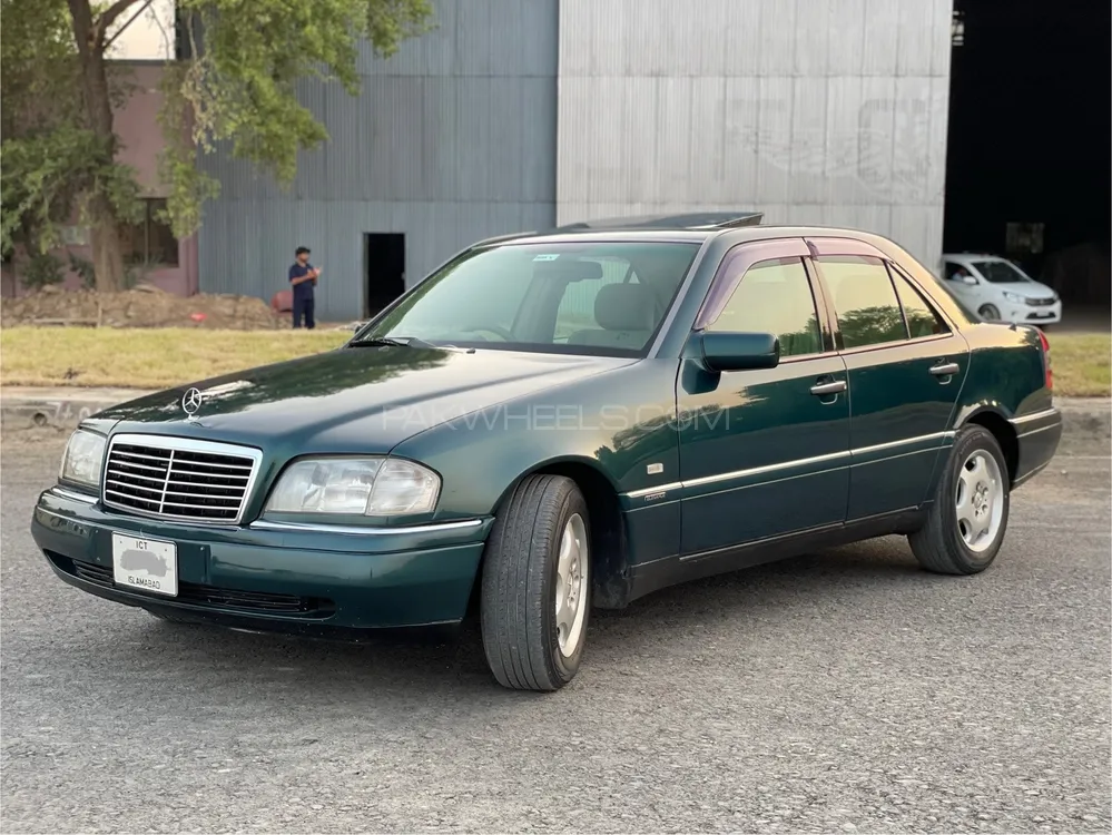 Mercedes Benz C Class 1995 for Sale in Lahore Image-1