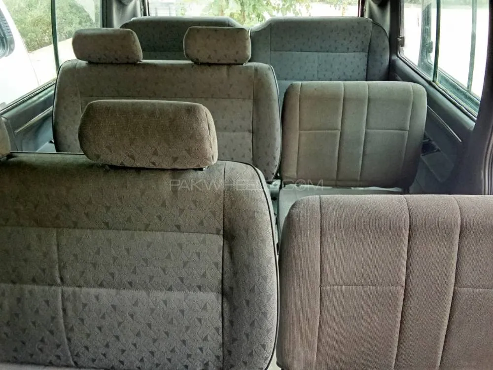 Mercedes Benz Mb140 2002 for Sale in Peshawar Image-1