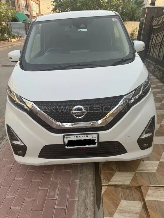 Nissan Dayz 2020 for Sale in Lahore Image-1