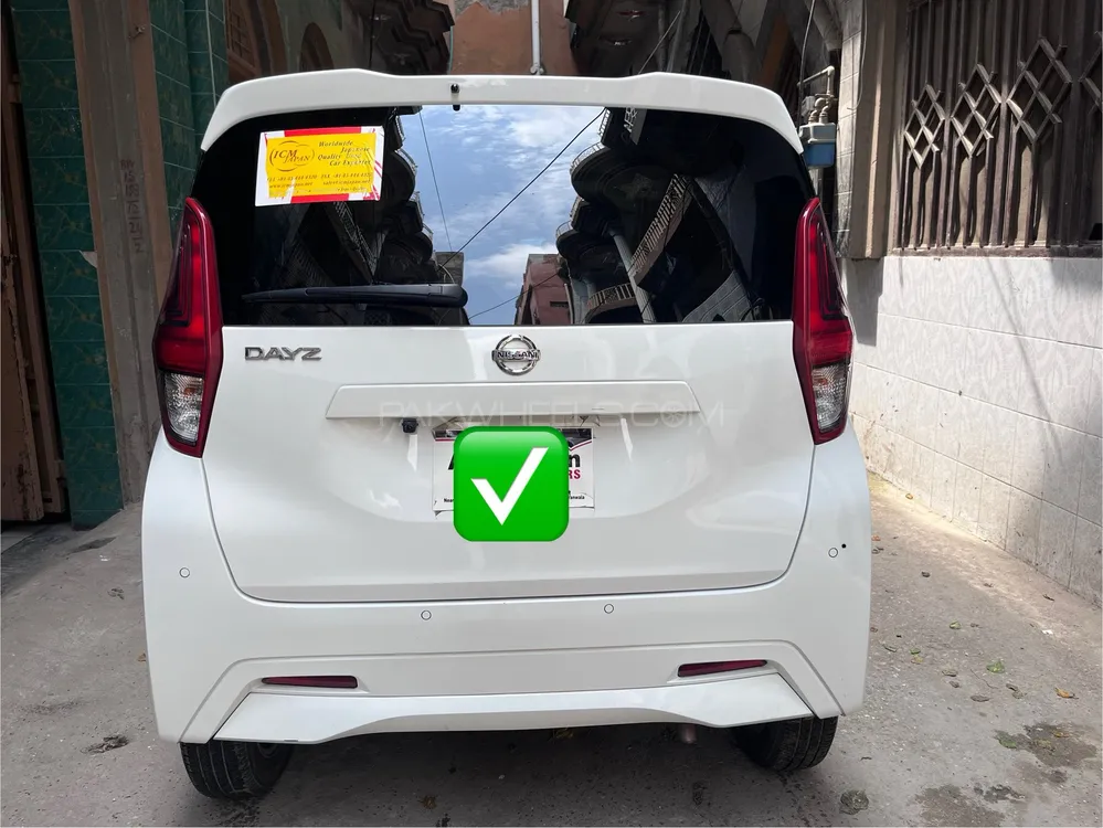 نسان ڈیز 2022 for Sale in سیالکوٹ Image-1