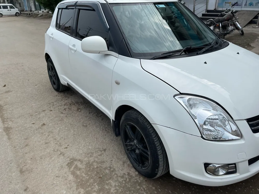 Suzuki Swift 2010 for Sale in Daska Image-1