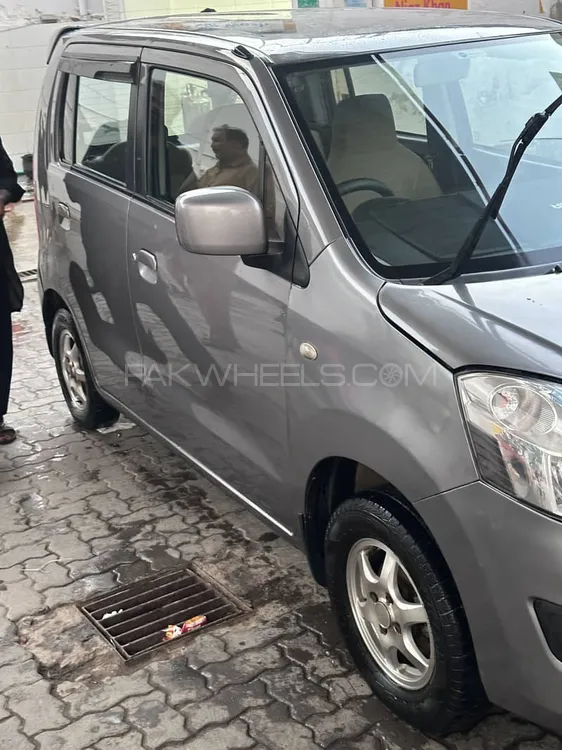 Suzuki Wagon R 2017 for Sale in Sahiwal Image-1