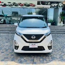 Nissan Dayz Highway Star S hybrid X pro pilot 2021 for Sale