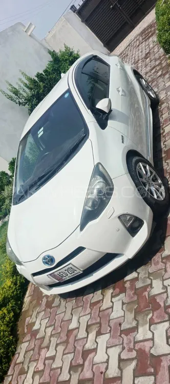Toyota Aqua 2014 for Sale in Attock Image-1