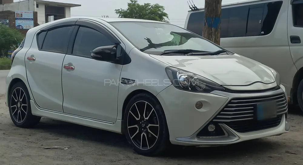 Toyota Aqua 2015 for Sale in Islamabad Image-1