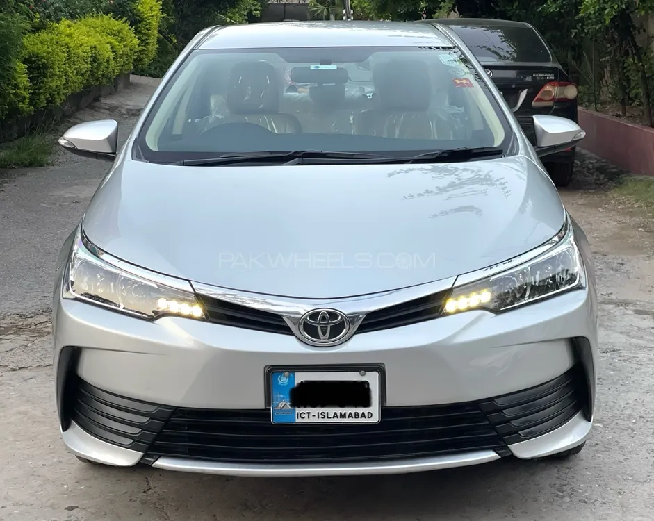 Toyota Corolla 2020 for Sale in Islamabad Image-1