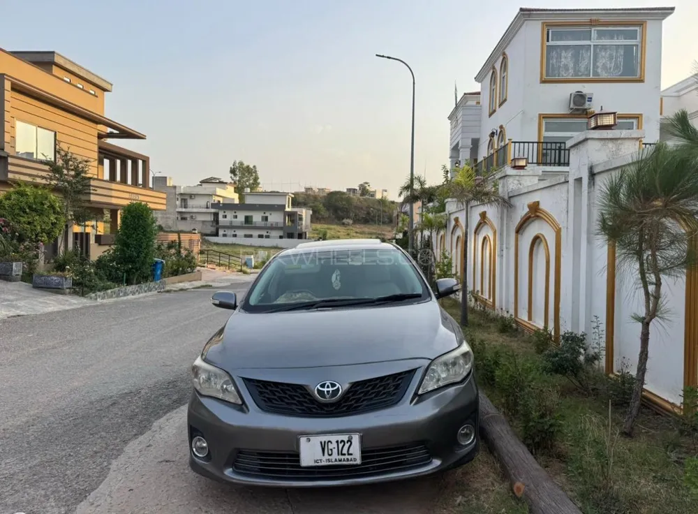 Toyota Corolla 2012 for Sale in Islamabad Image-1