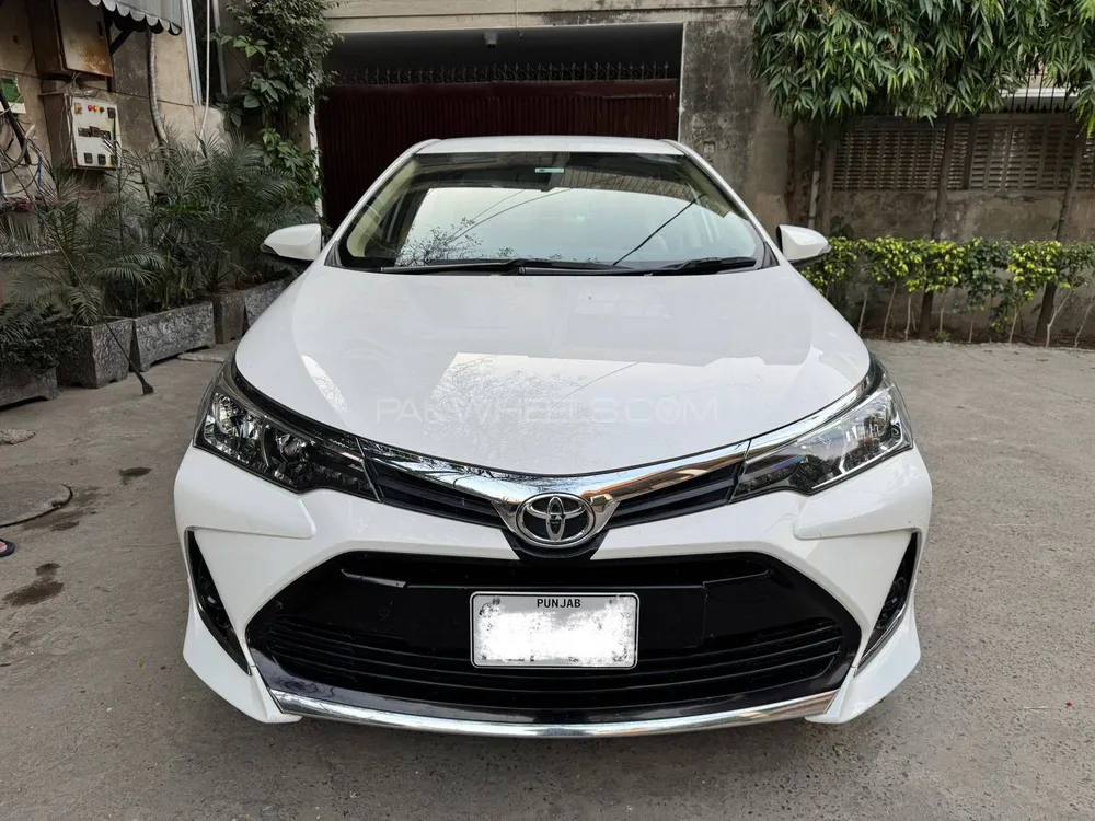 Toyota Corolla 2022 for Sale in Lahore Image-1