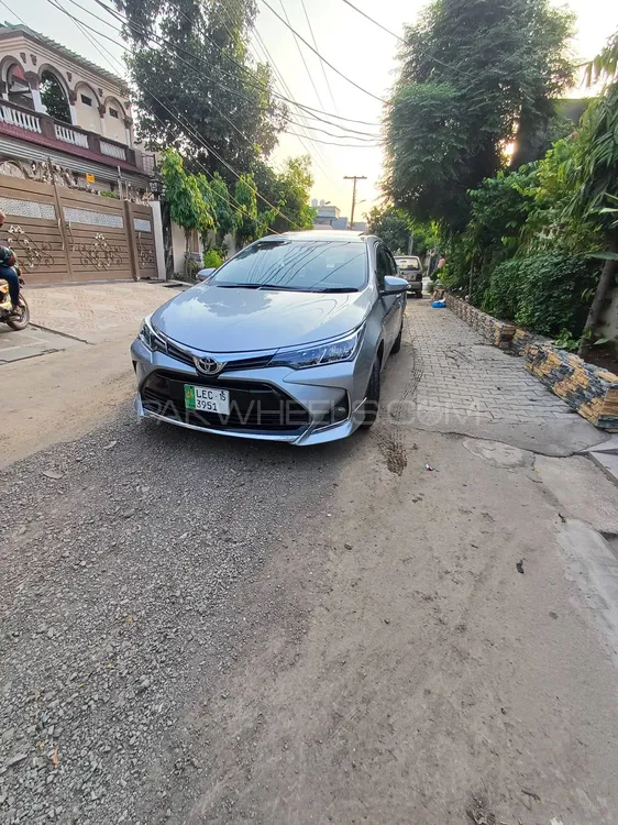 Toyota Corolla 2015 for Sale in Lahore Image-1