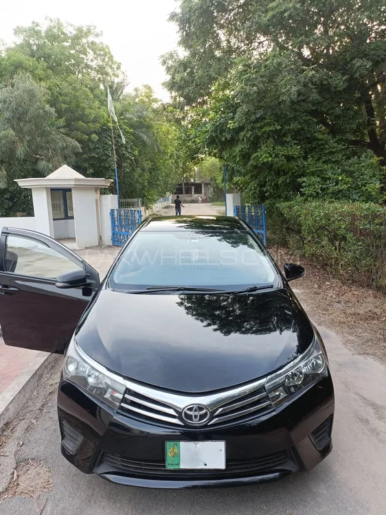 Toyota Corolla 2016 for Sale in Sahiwal Image-1