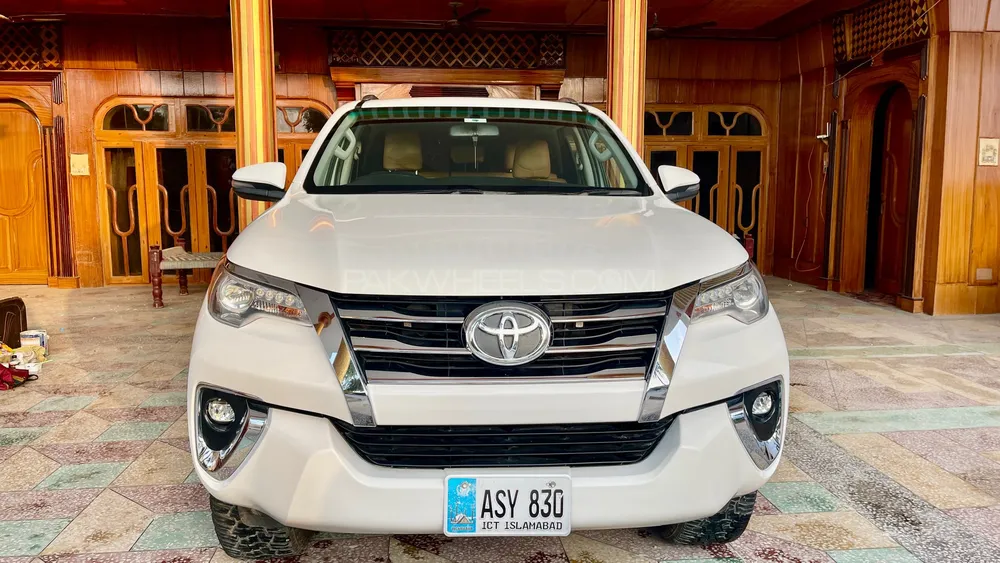 Toyota Fortuner 2021 for Sale in Peshawar Image-1