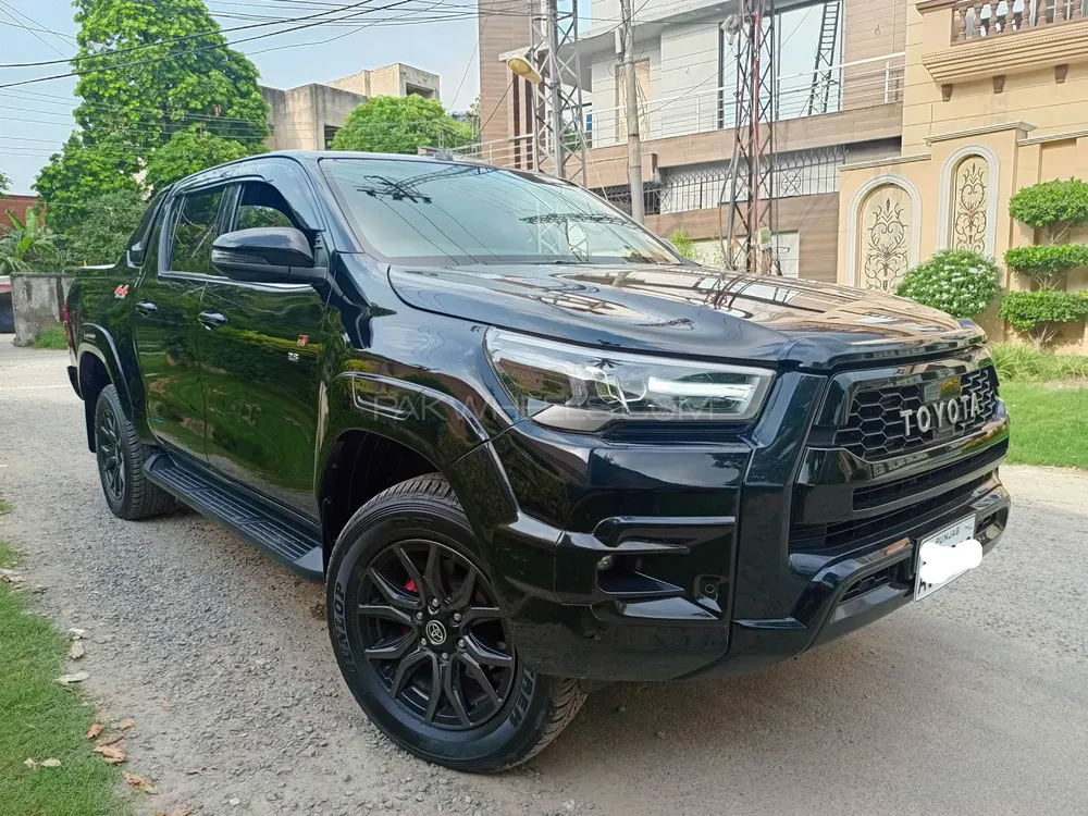 Toyota Hilux 2023 for Sale in Lahore Image-1