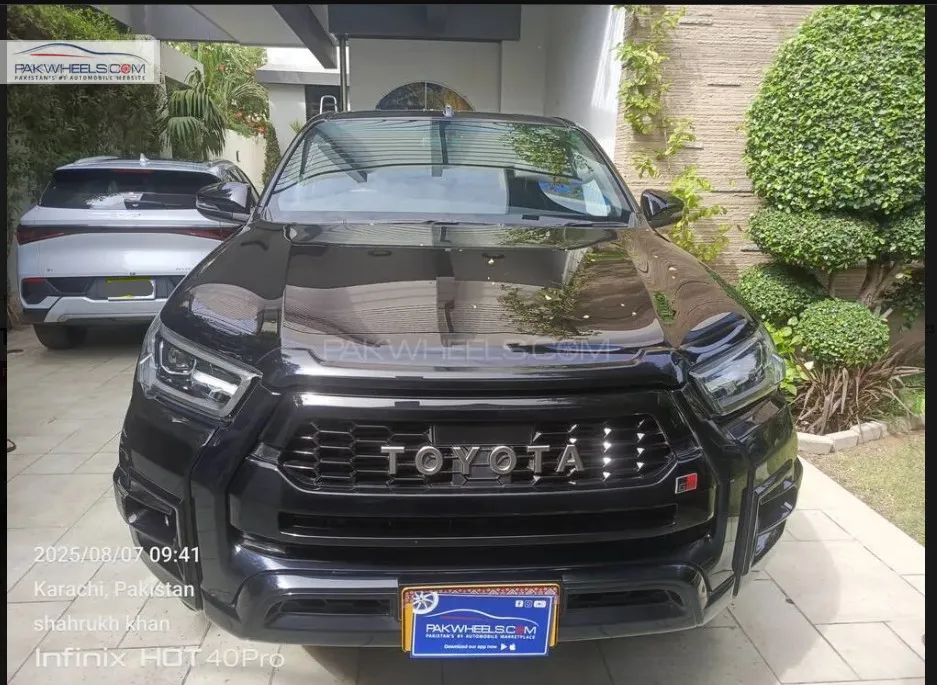 Toyota Hilux 2023 for Sale in Karachi Image-1