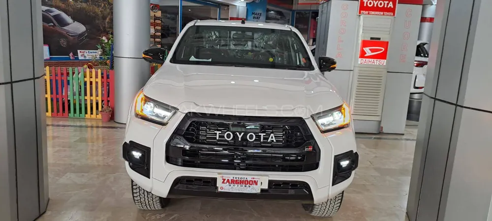 Toyota Hilux 2025 for Sale in Quetta Image-1