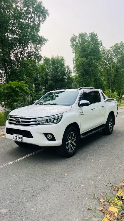 Toyota Hilux 2021 for Sale in Lahore Image-1