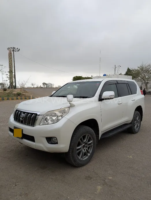 Toyota Prado 2010 for Sale in Karachi Image-1