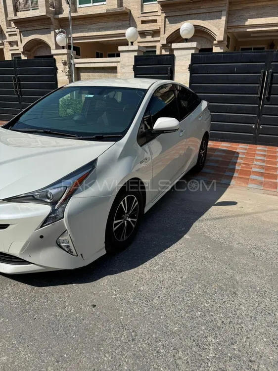 Toyota Prius 2015 for Sale in Faisalabad Image-1