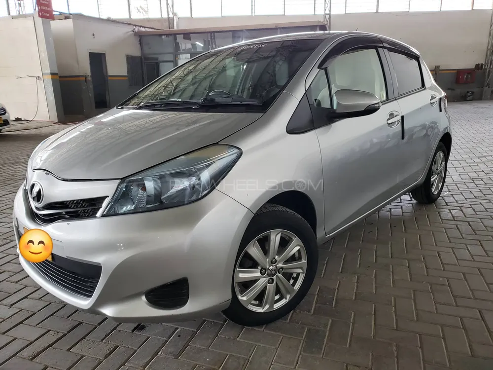 Toyota Vitz 2012 for Sale in Quetta Image-1